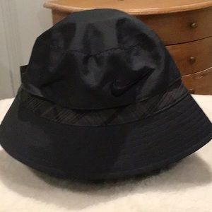 Nike Golf rain hat